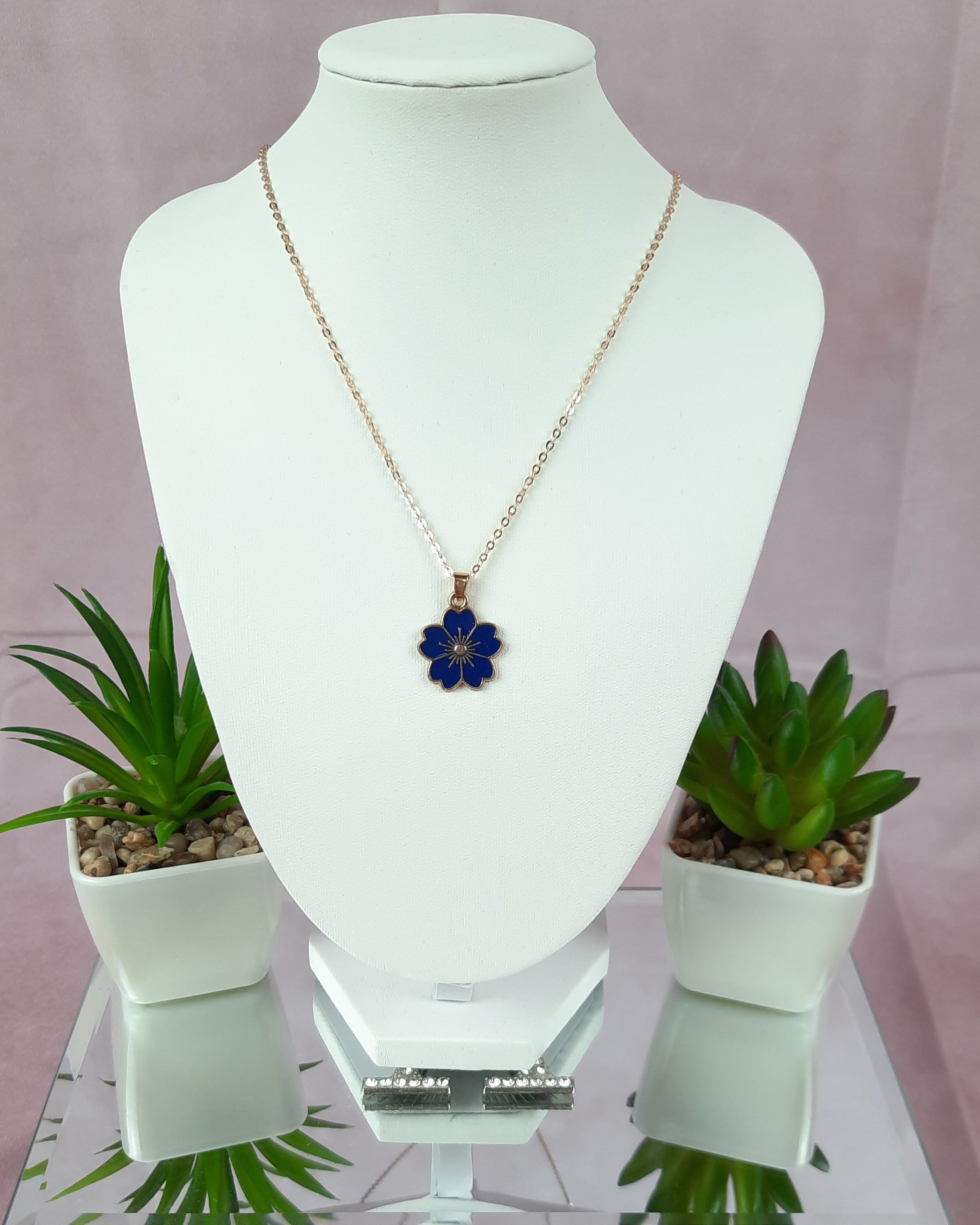 Shiny Sunflower Necklace