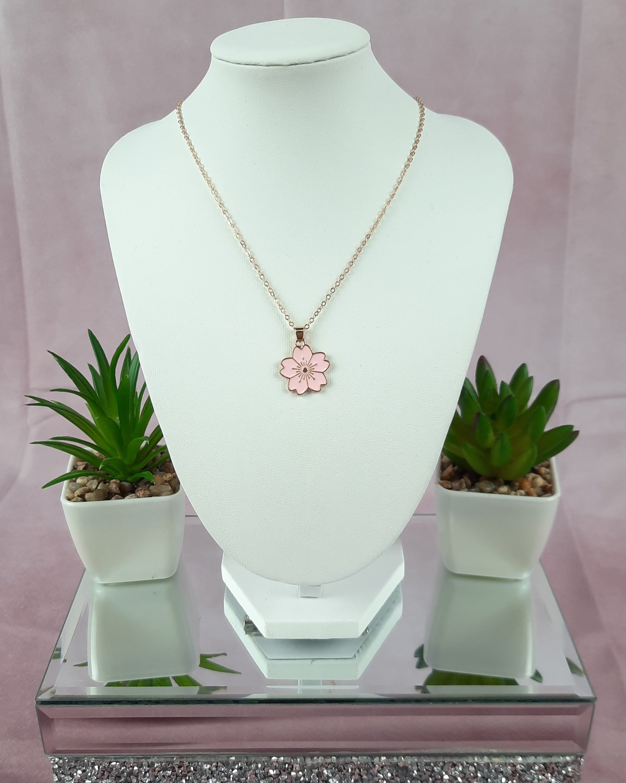 Shiny Sunflower Necklace